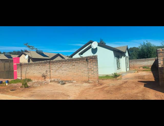 3 BEDROOM HOUSE FOR SALE IN WILFORDON